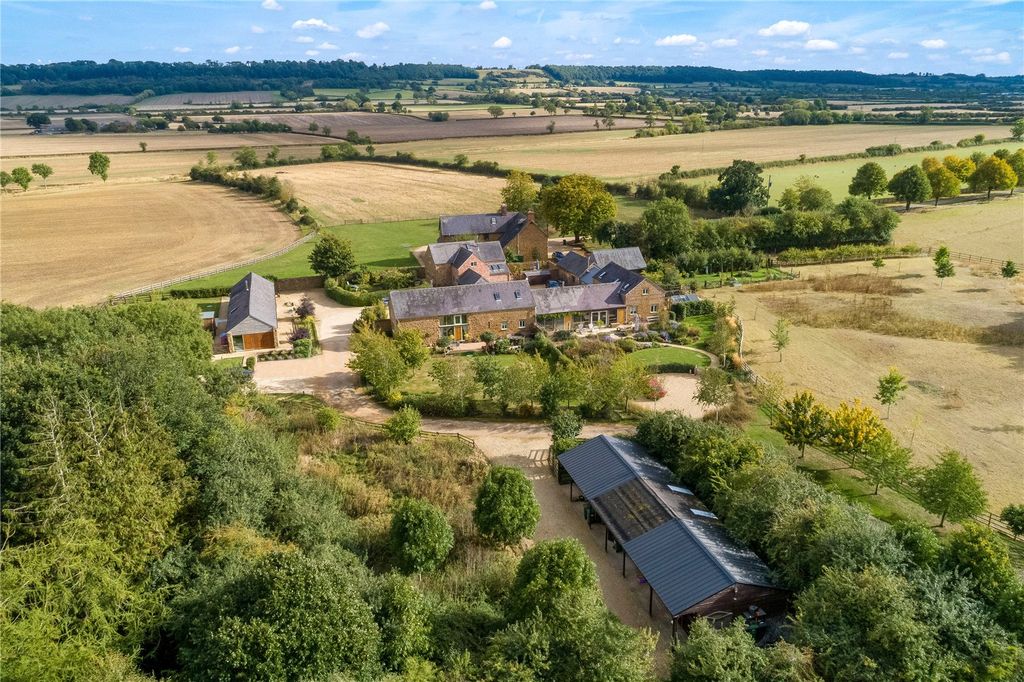 Property photo 1 of 19 Picture No. 03