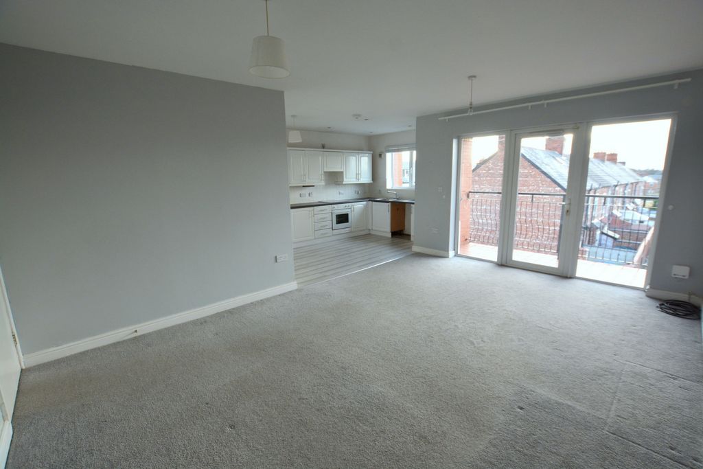 Property photo 2 of 16 Photo 9