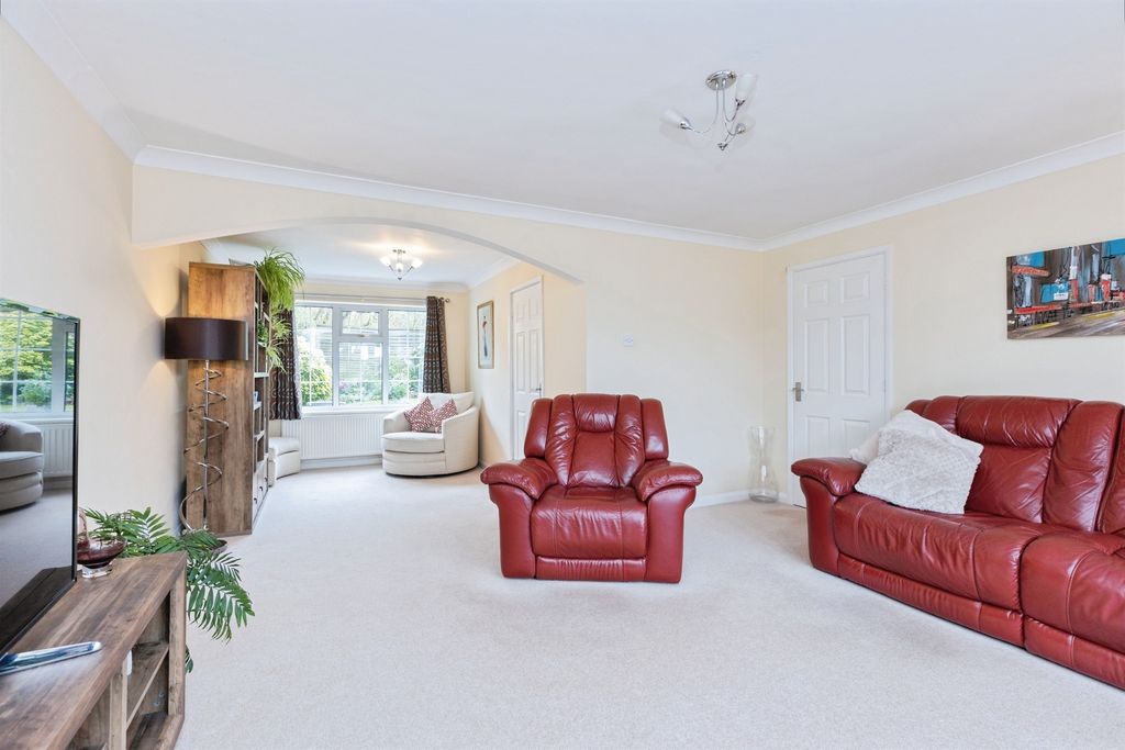 Property photo 1 of 23
