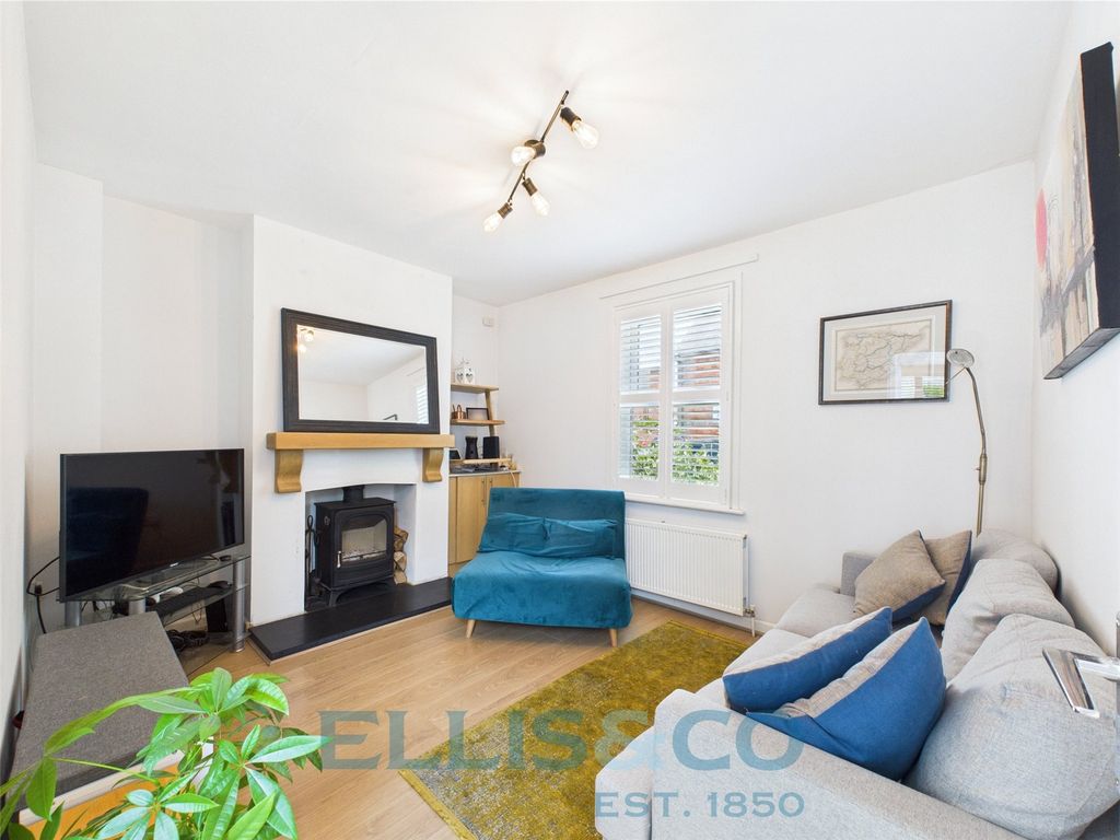 Property photo 3 of 9 Picture No. 14