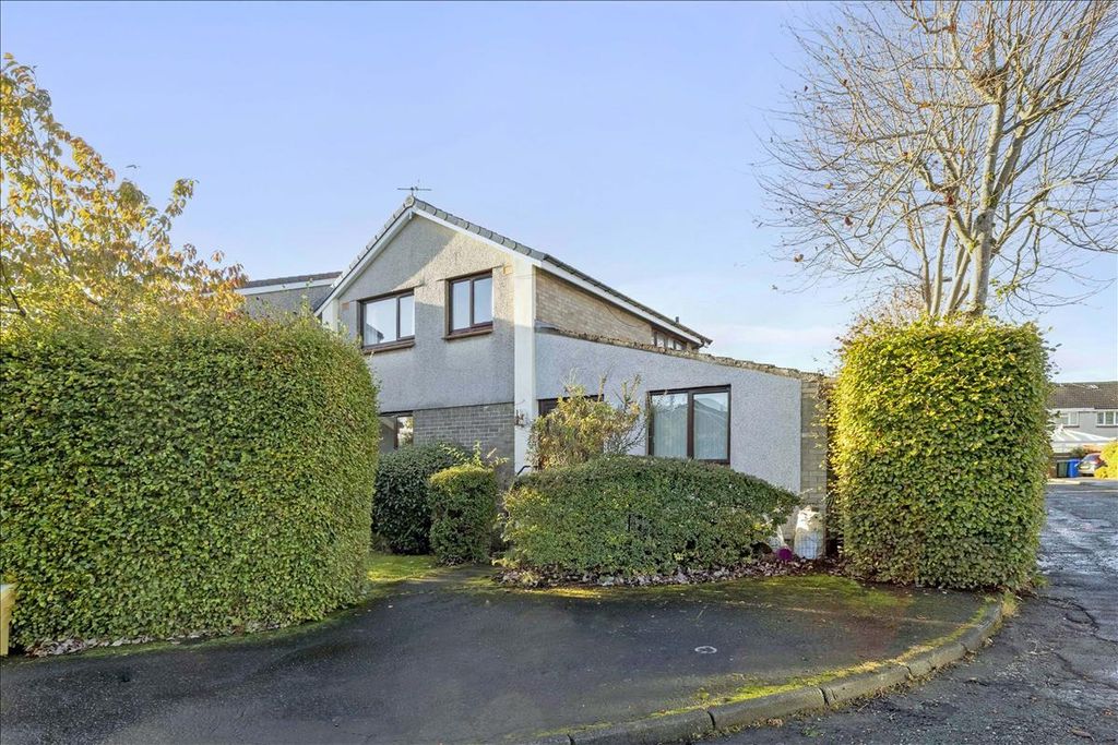 Property photo 1 of 25