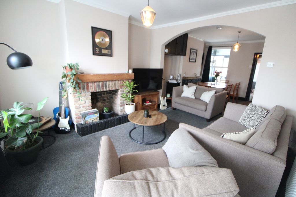 Property photo 2 of 20 Img_9450