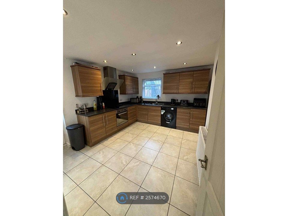 Property photo 2 of 8 Kitchen/Diner