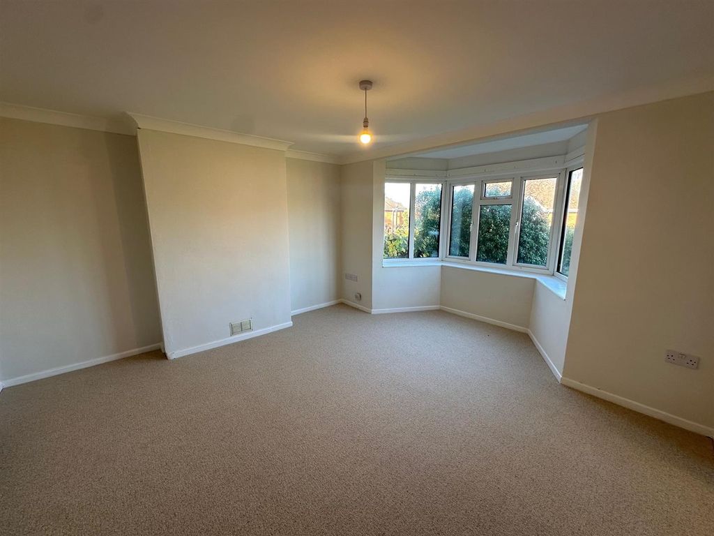 Property photo 2 of 13 7 - Copy.Jpg