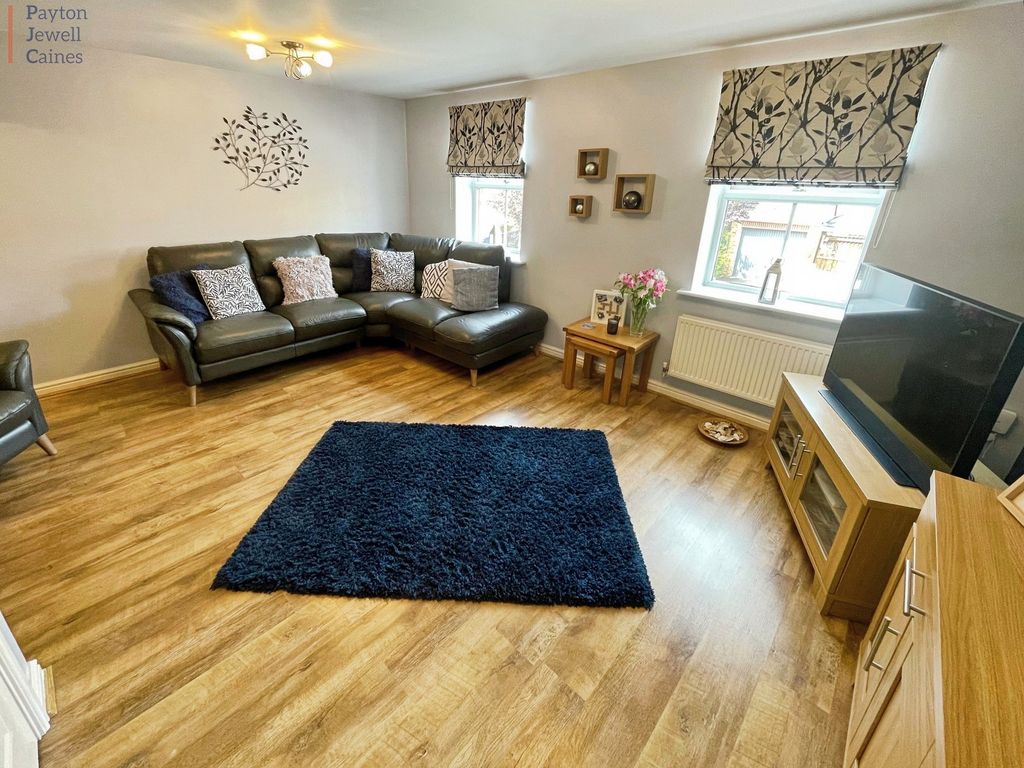 Property photo 2 of 21 Not Specified
