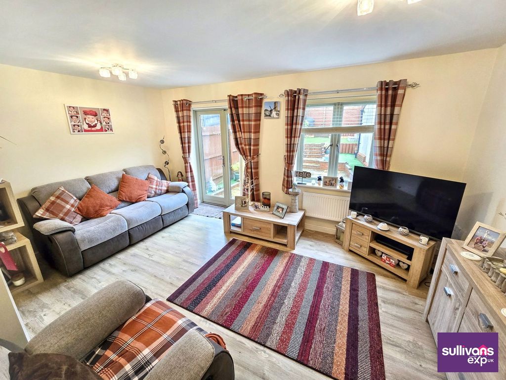 Property photo 2 of 19