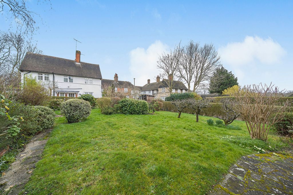 Property photo 3 of 18