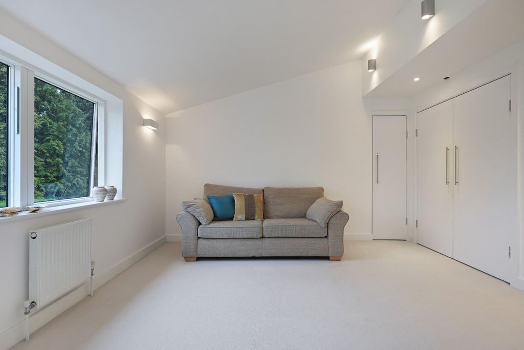 Additional image 15 of 5 bed detached house for saleCoppice Avenue, Great Shelford CB22