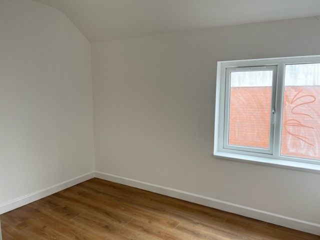 Property photo 3 of 4 Balcony