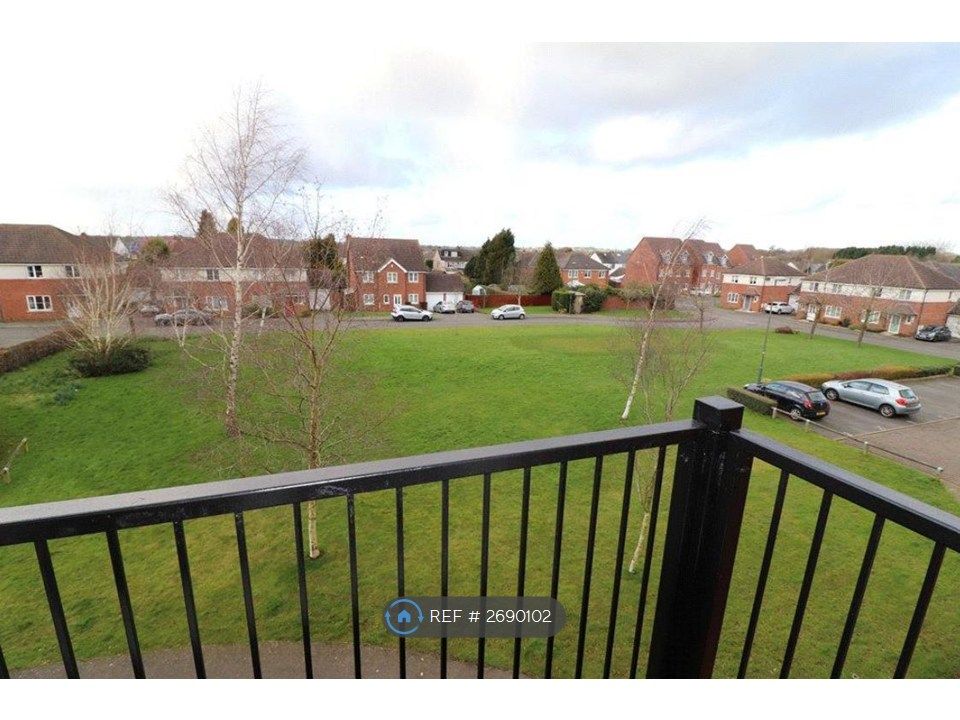 Property photo 3 of 8