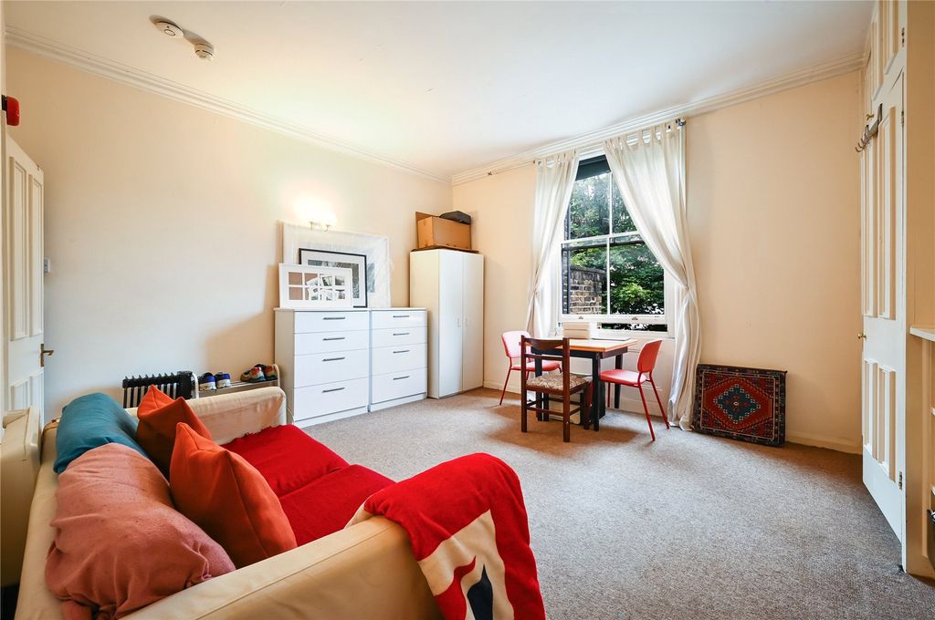 Property photo 1 of 11 Picture No. 04