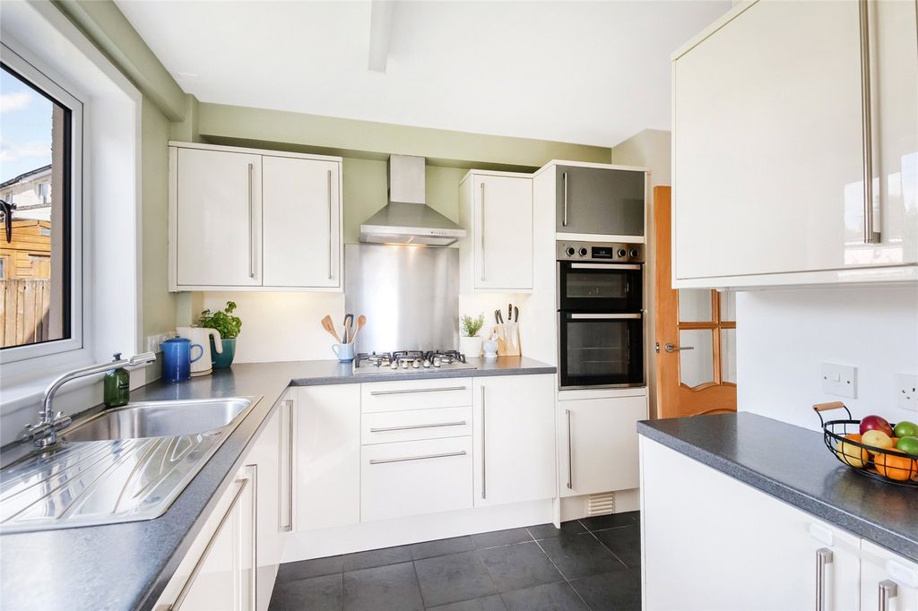 Property photo 3 of 24 Kitchen