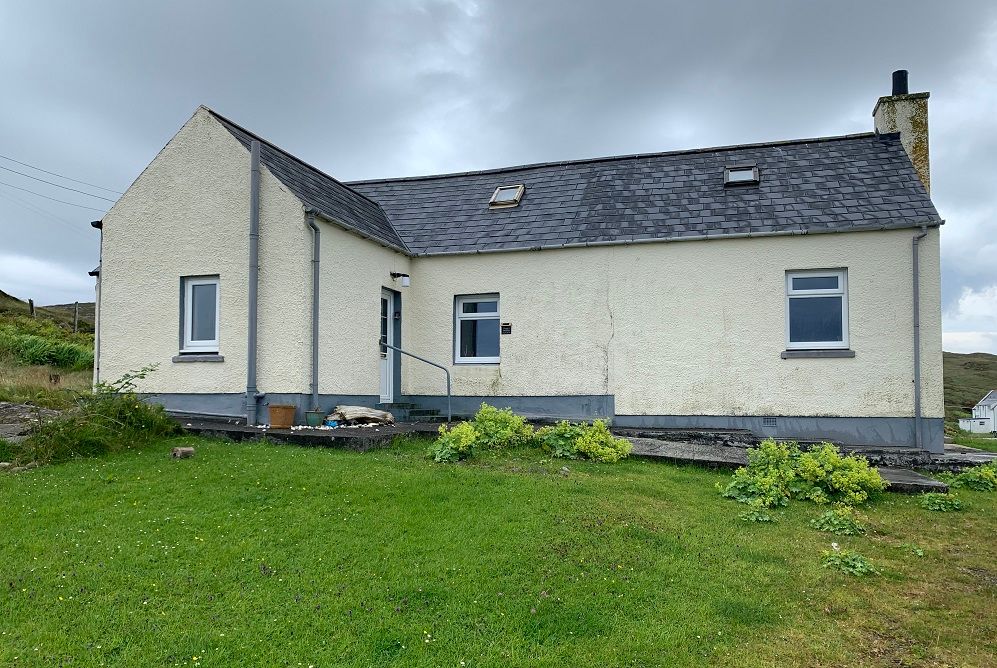 Property photo 1 of 8