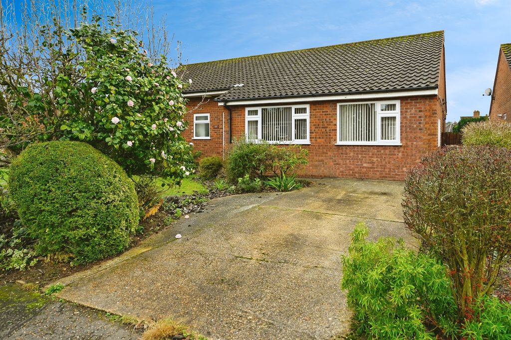 Property photo 2 of 20