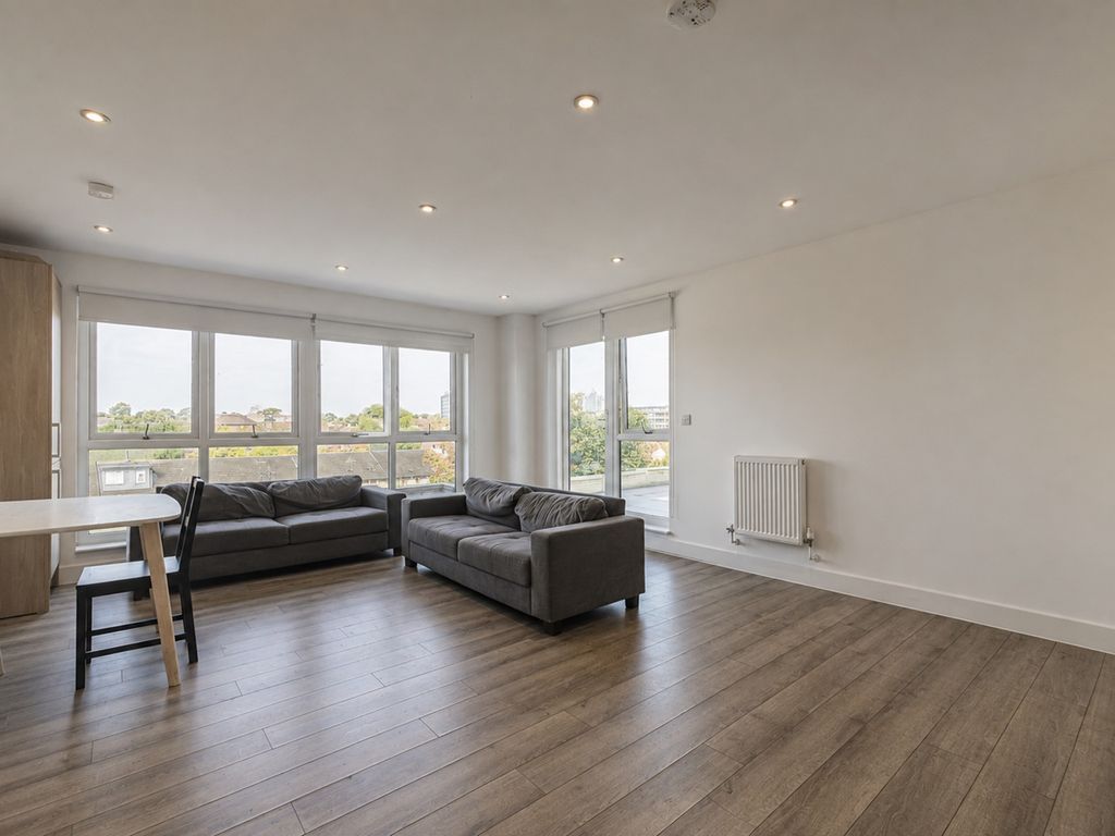 Property photo 3 of 14
