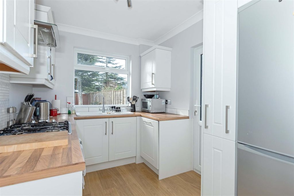 Property photo 2 of 14 Orchard_Ave_11.Jpg