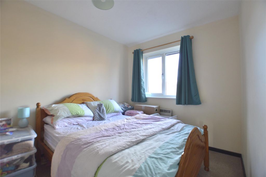 Property photo 3 of 9 Bedroom 1