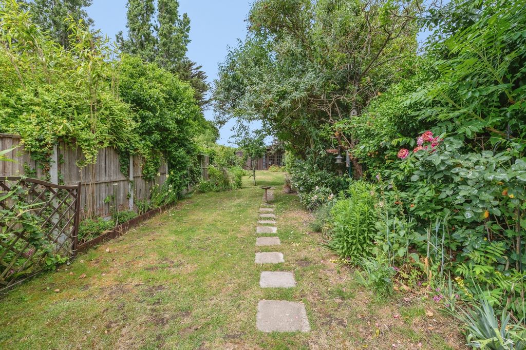 Property photo 3 of 18 Pbox-Img.Jpg