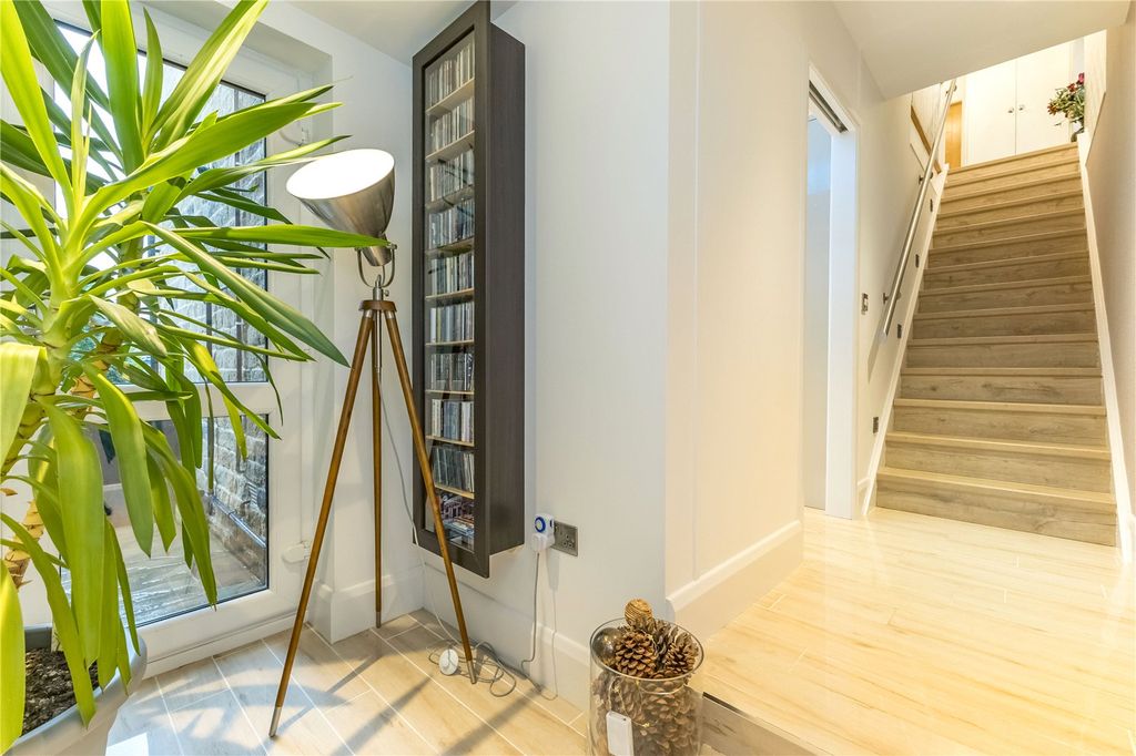 Additional image 7 of 5 bed detached house for saleBallroyd Lane, Longwood, Huddersfield HD3