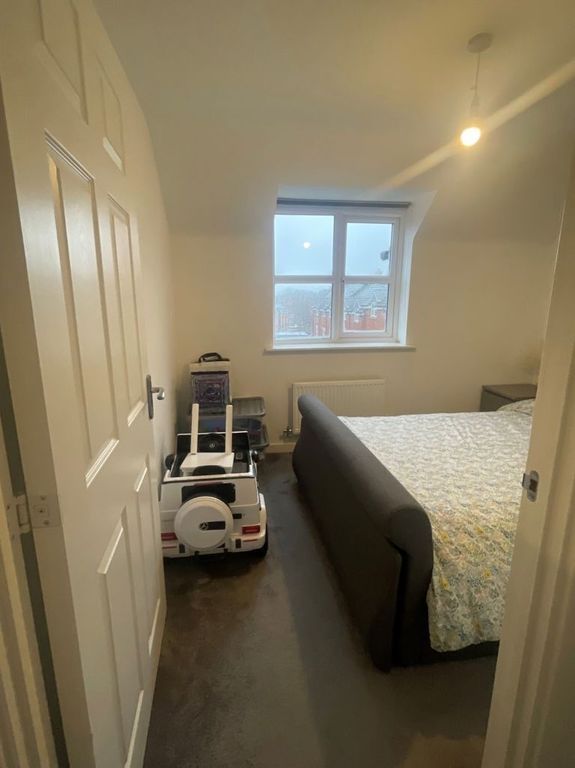 Property photo 3 of 5