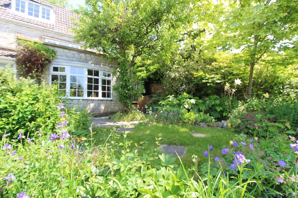 Property photo 2 of 38 Img_0038.Jpg