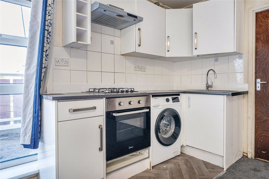 Property photo 2 of 17 Picture No. 03