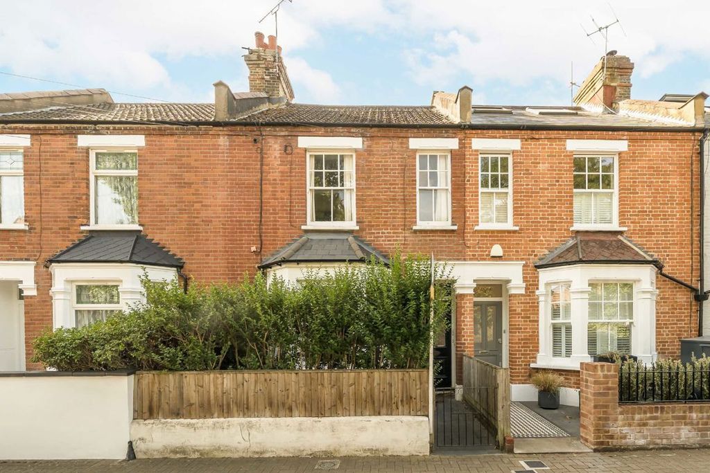 Property photo 1 of 6