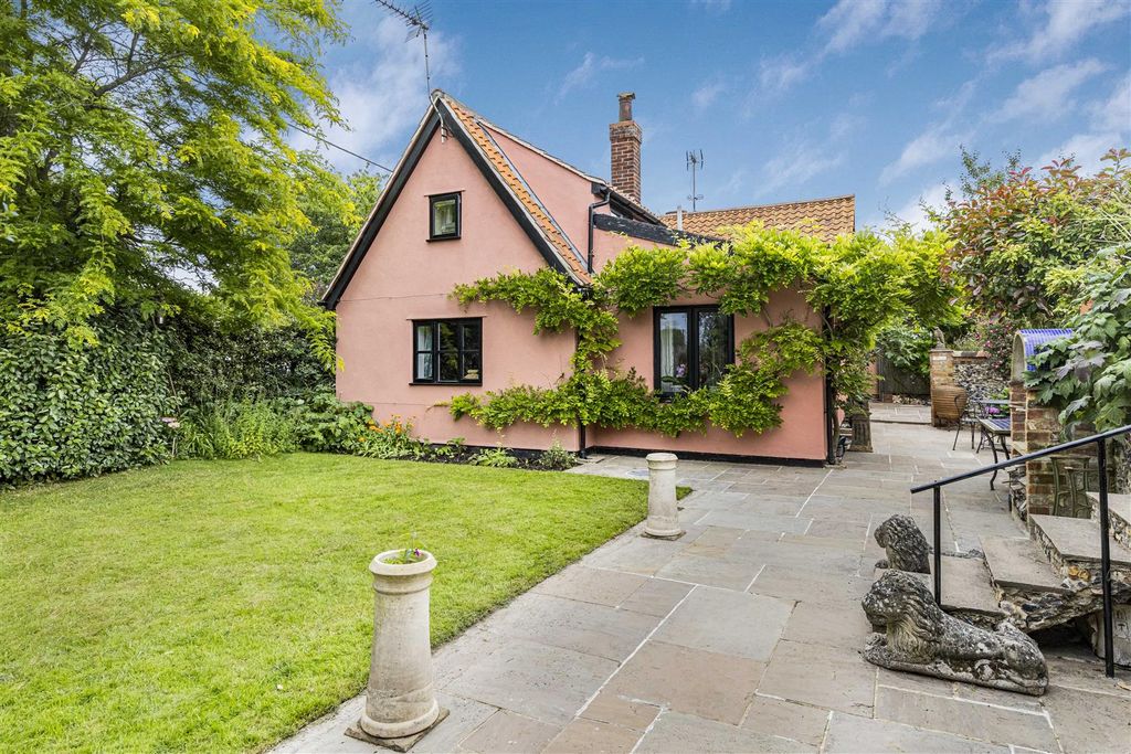 Property photo 1 of 19