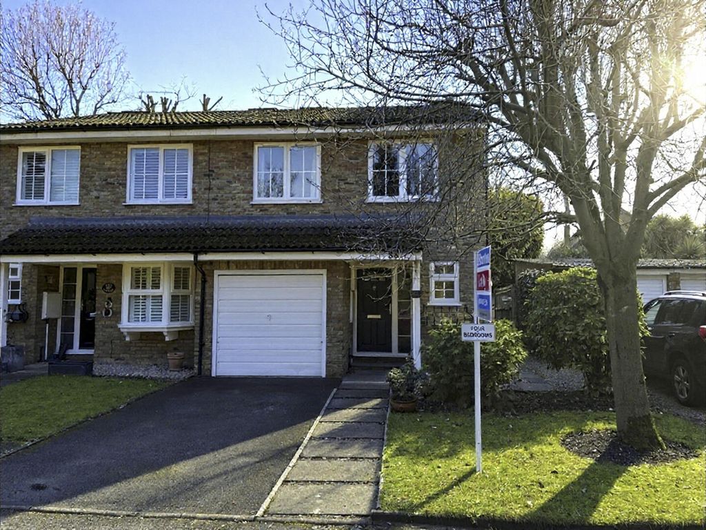 Property photo 1 of 10 Front (Exterior)