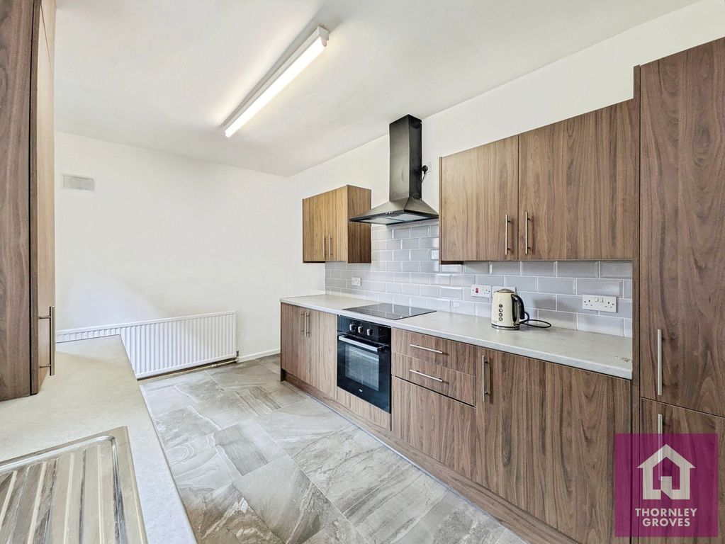 Property photo 3 of 15 Pbox-Img.Jpg