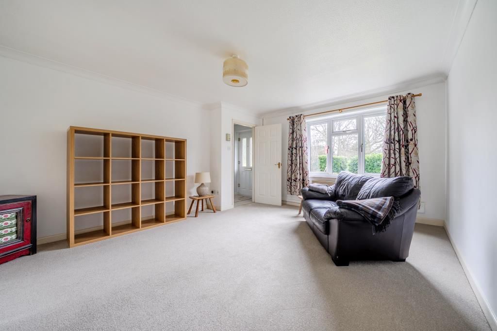 Property photo 3 of 14 Living Room