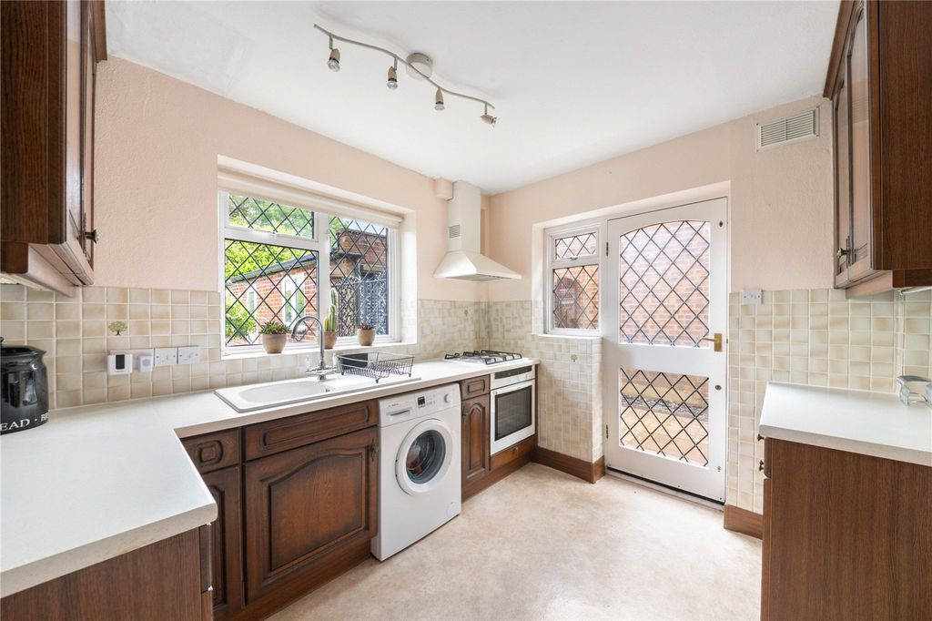 Property photo 3 of 14 Picture No. 27