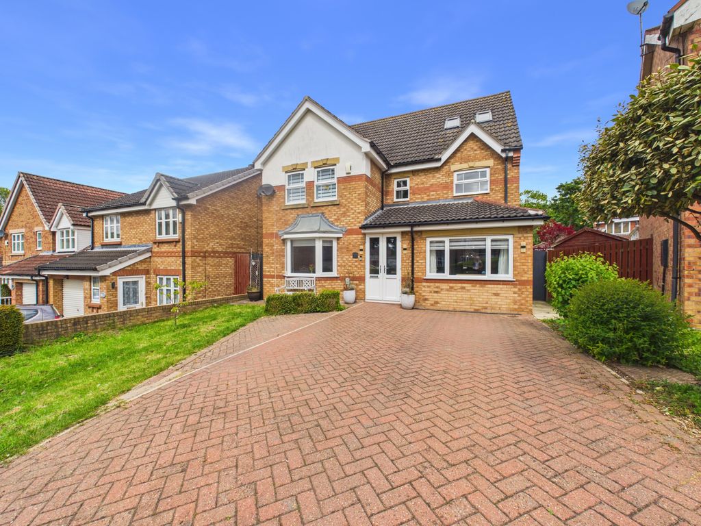 Property photo 1 of 42