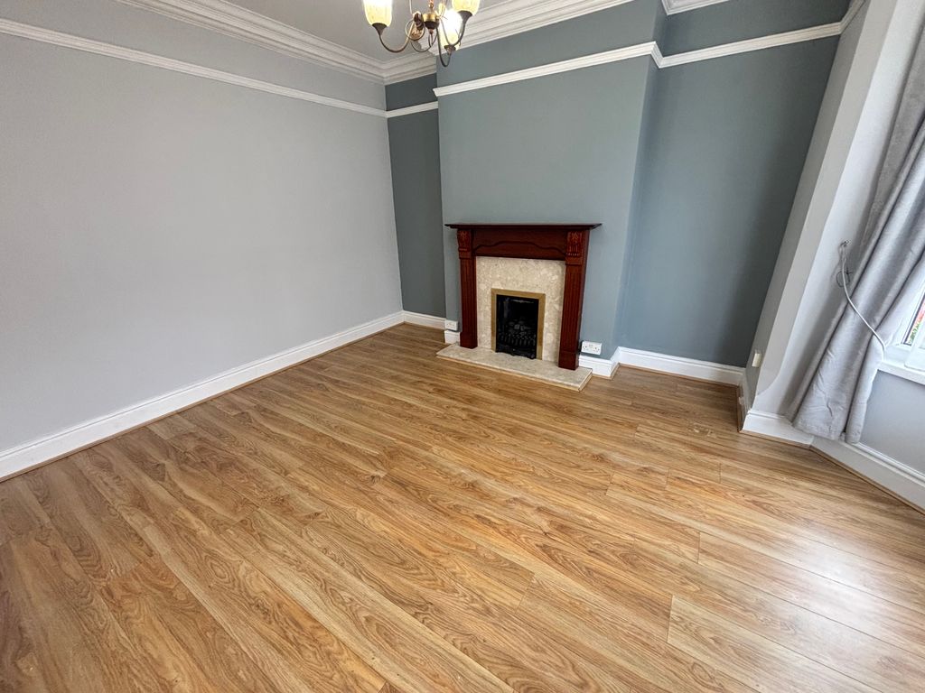 Property photo 3 of 16 Image