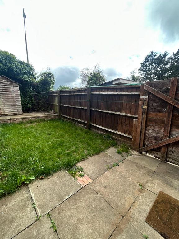 Property photo 3 of 6