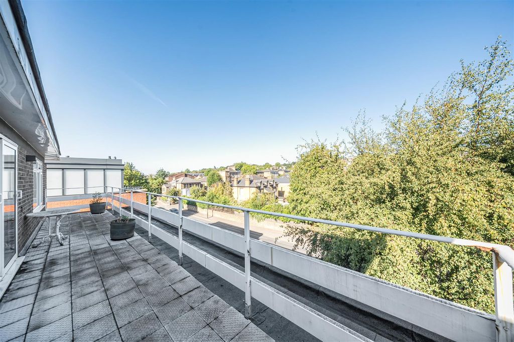 Property photo 2 of 15 1347393-19-68Bab1E19A4ee.Jpg