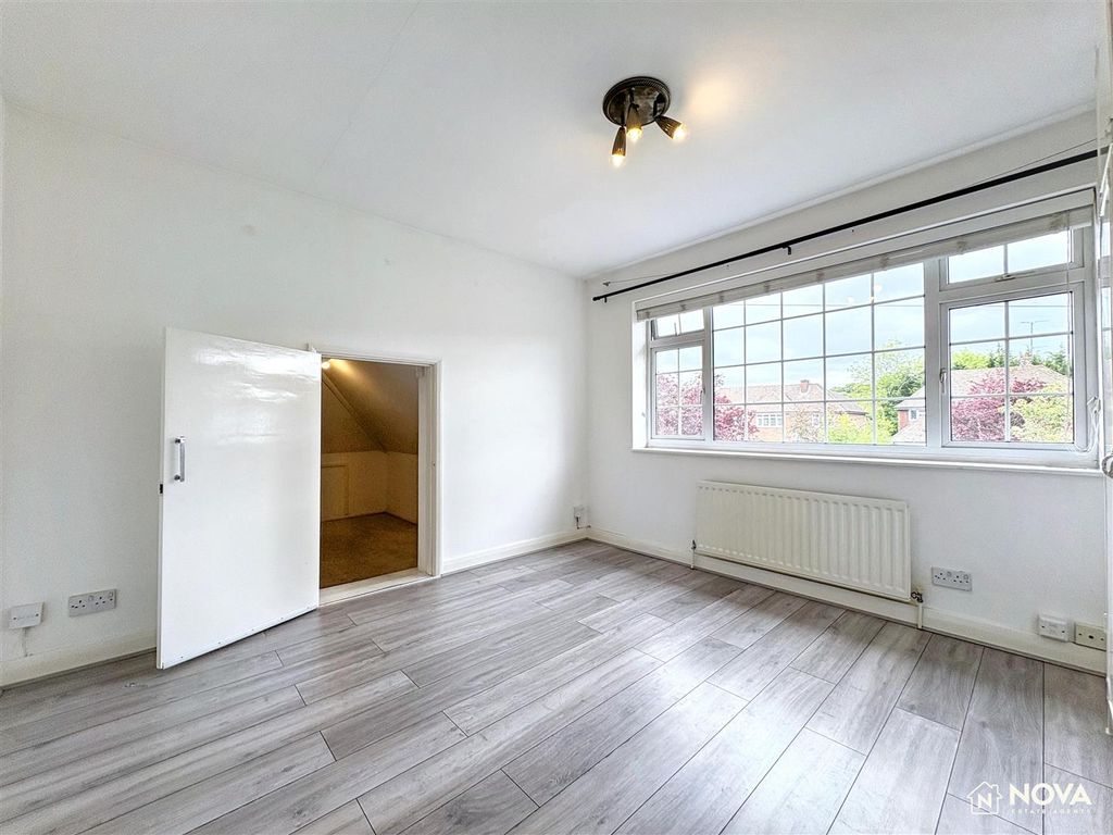 Additional image 21 of 4 bed detached house for saleOld Bedford Road, Luton LU2