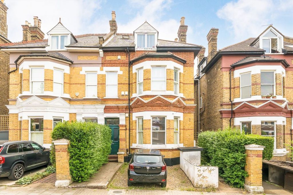 Property photo 1 of 7