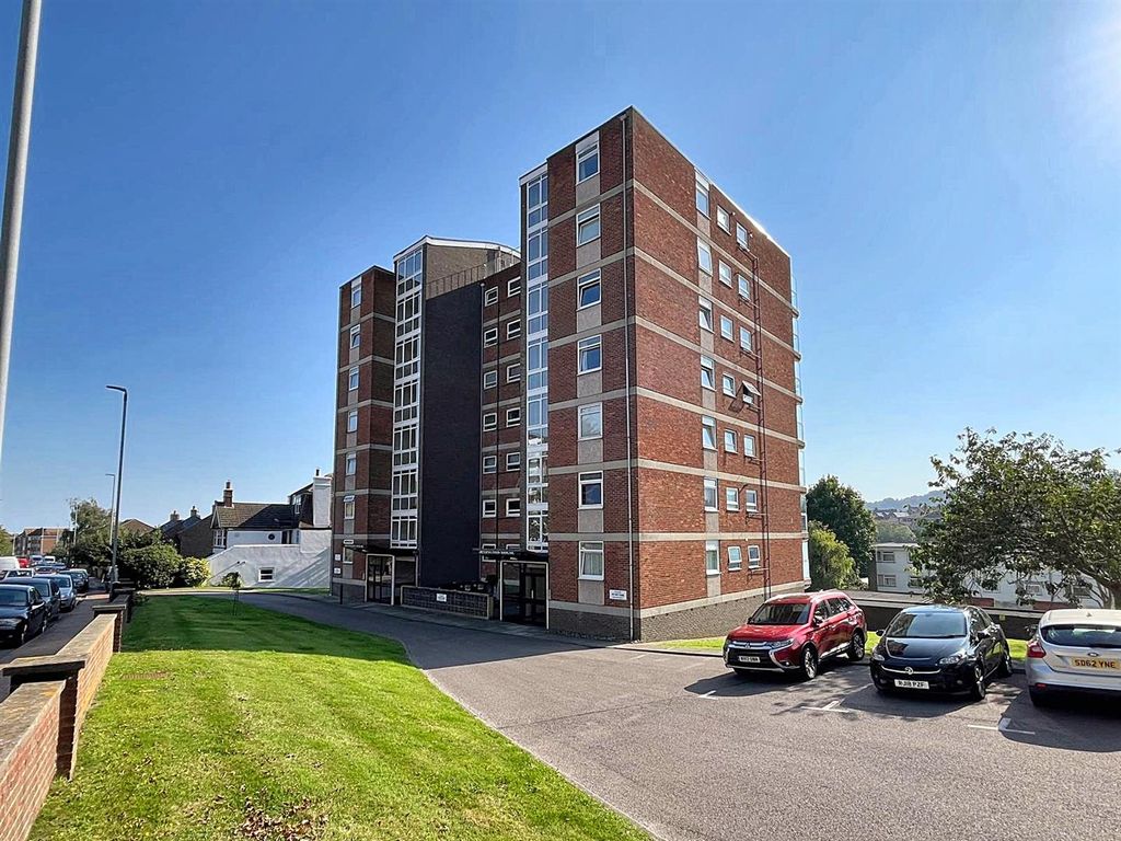 Property photo 1 of 9 12.Jpg