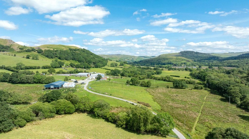 Property photo 3 of 54 Aerial