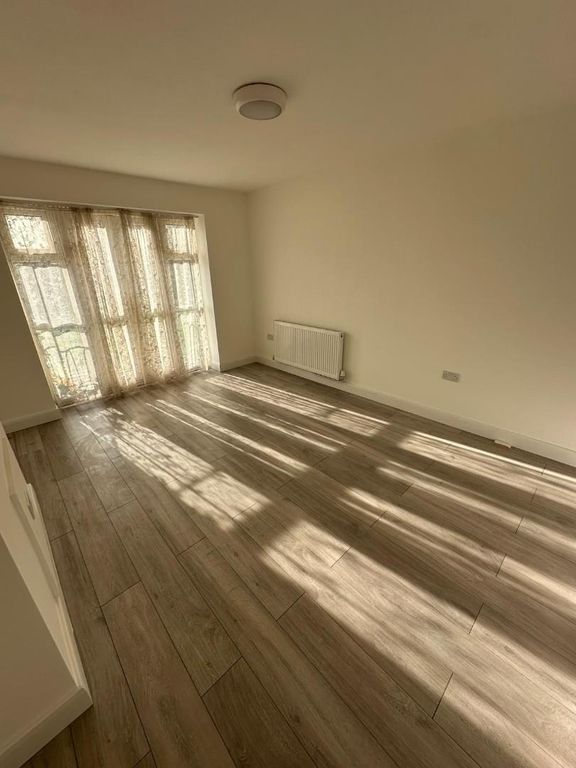 Property photo 2 of 17 2.Jpg