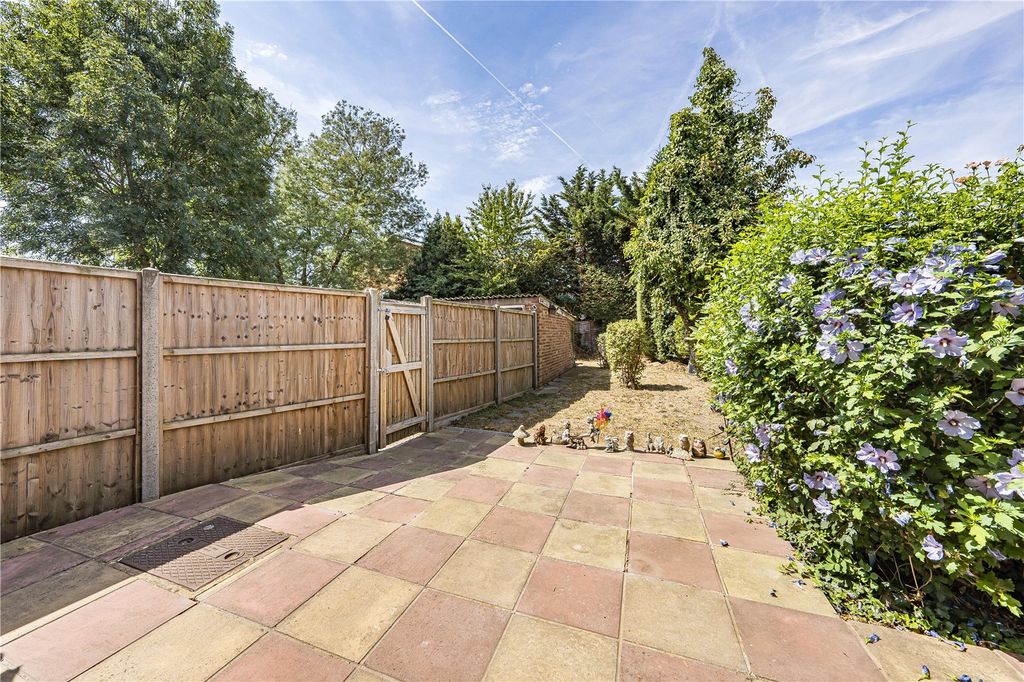 Property photo 2 of 17 Picture No. 20