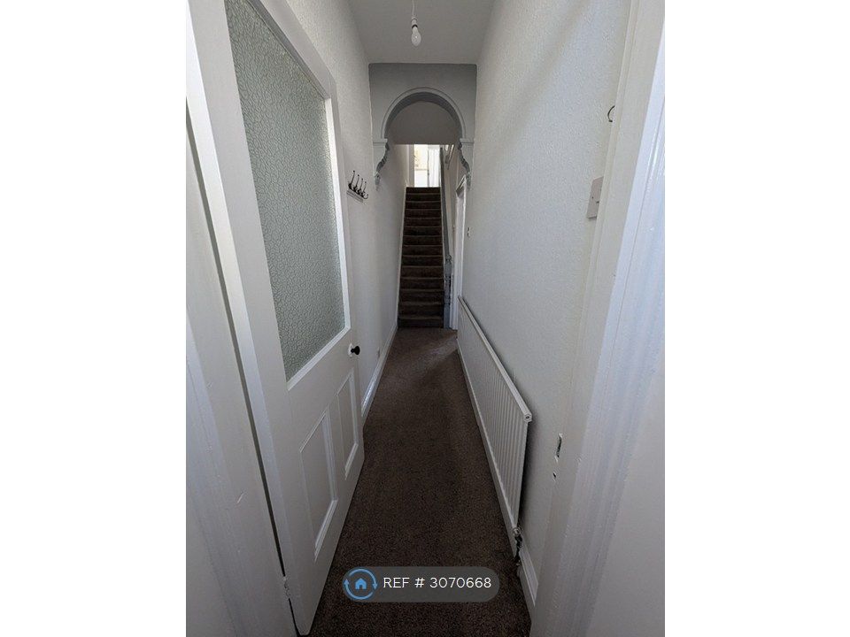 Property photo 1 of 20 Entrance
