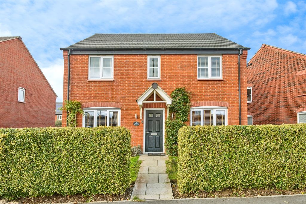 Property photo 1 of 17