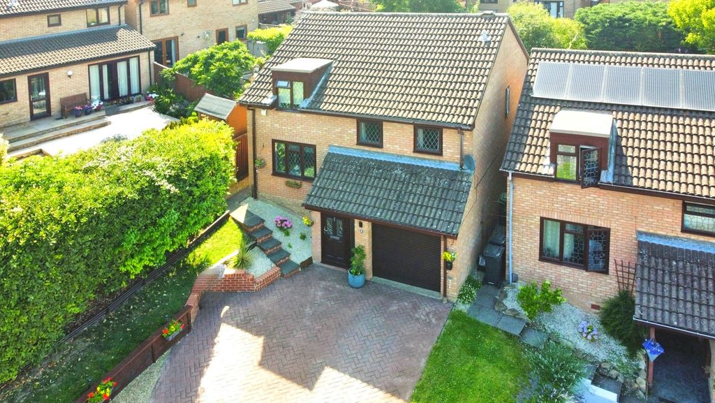 Property photo 1 of 20