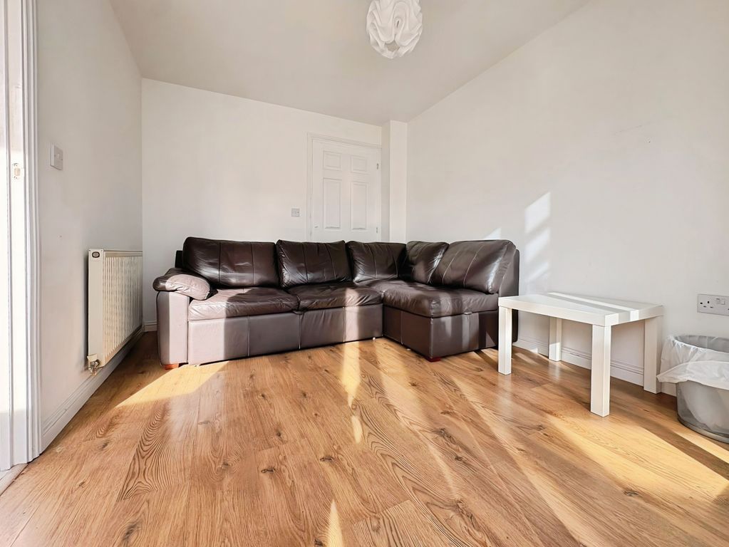Property photo 3 of 15 Image