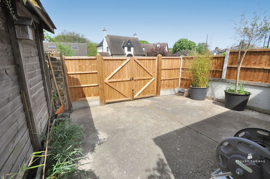 Property photo 3 of 19