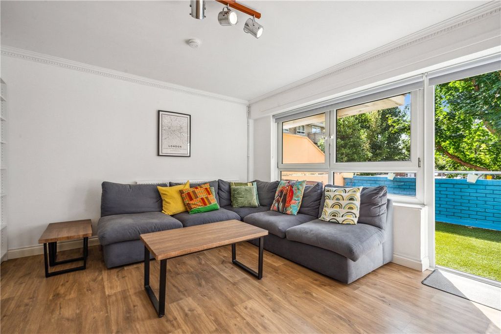 Property photo 1 of 10 Picture No. 04