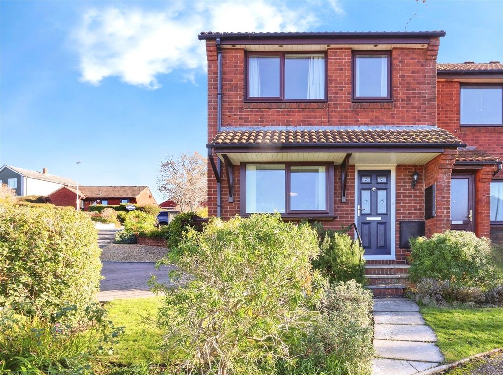 Property photo 1 of 20 Exterior