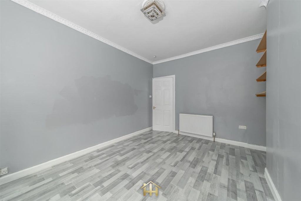 Property photo 2 of 23 G-R 93 Dens Road Dundee Dd3 7Hu 120826 Edit (2 Of